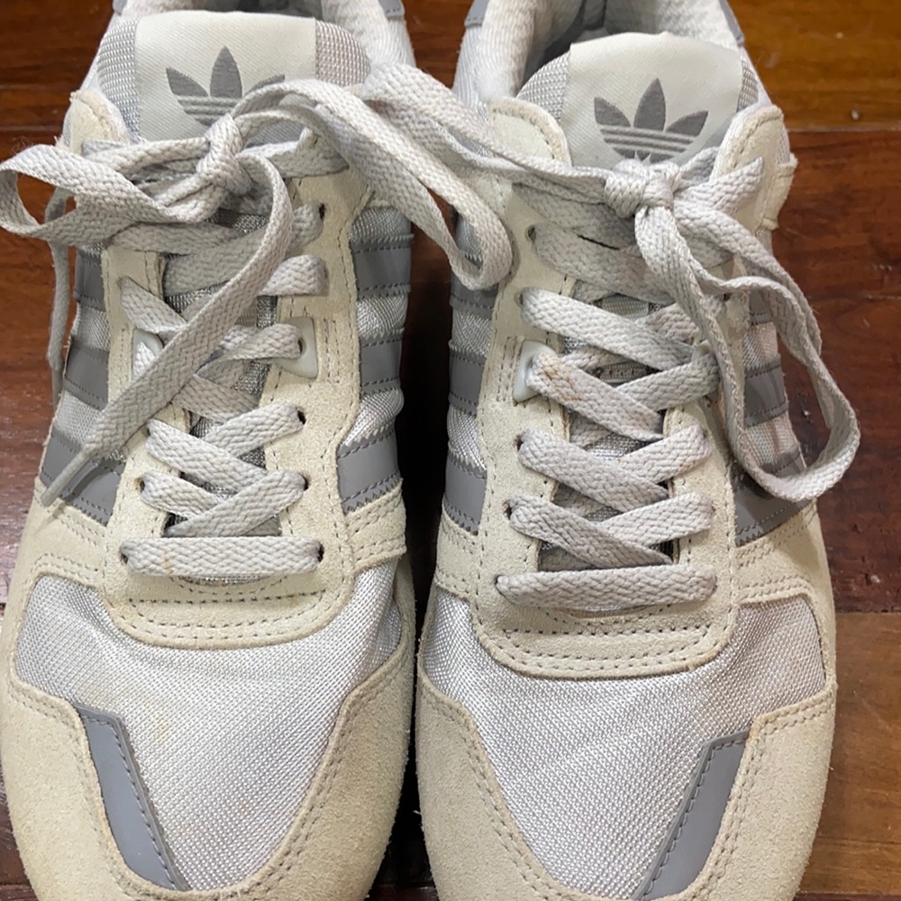 Adidas Originals Mens 8.5 EUC